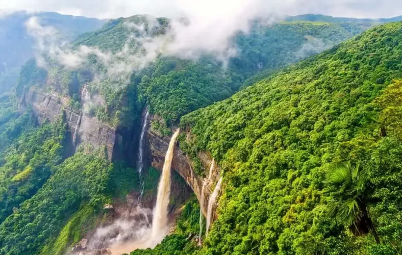 5N/6D Scotland of the East