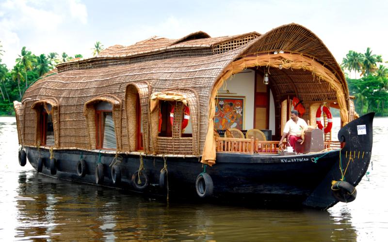 3N/4D Glorious Munnar with Alleppey